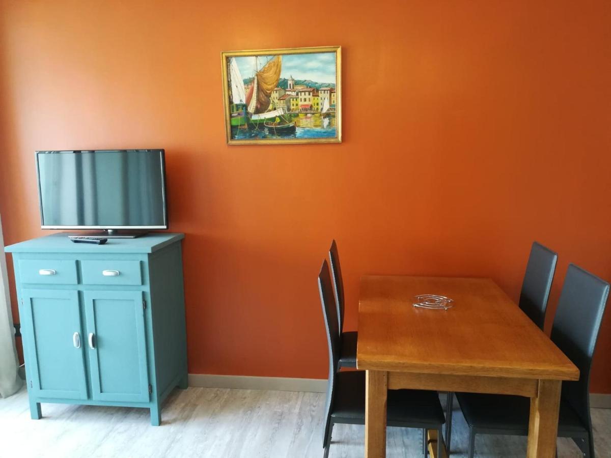 Studio Cabine Vue Port Avec Parking Prive, Piscine, Parc, Boulodrome آجد المظهر الخارجي الصورة