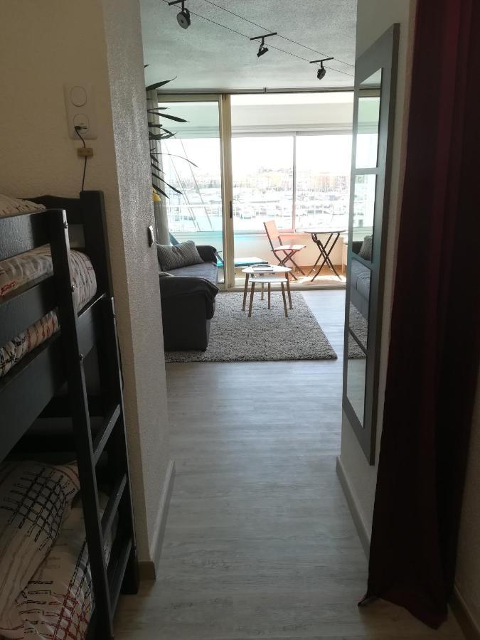 Studio Cabine Vue Port Avec Parking Prive, Piscine, Parc, Boulodrome آجد المظهر الخارجي الصورة